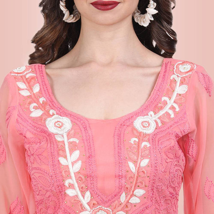 chikankari and mirror work kurti3
