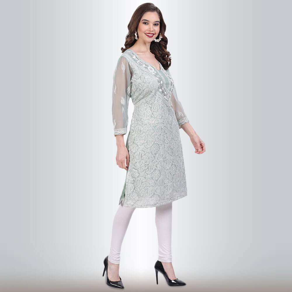 chikankari and mirror work kurti10