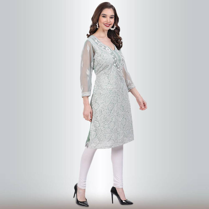 chikankari and mirror work kurti10