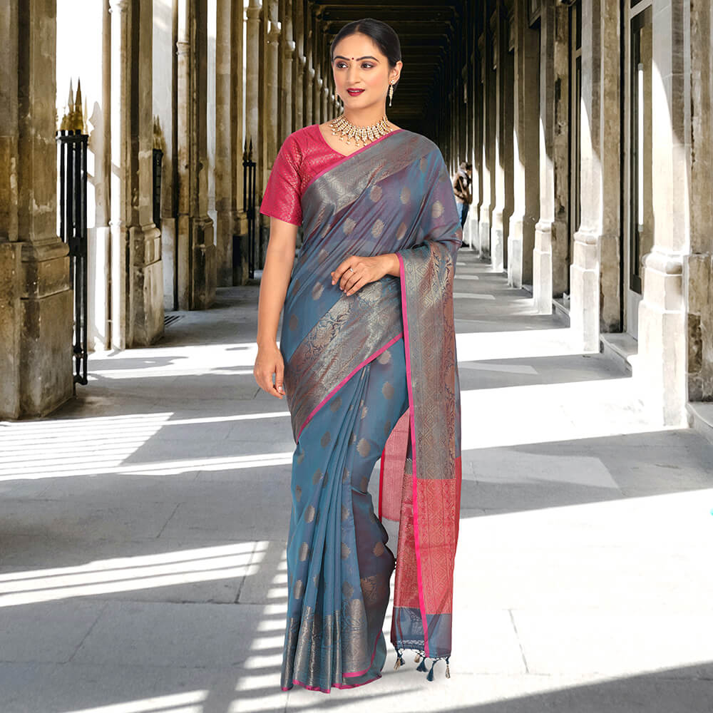 Tanchoi  Banarasi  silk sari  with contrast pallu - Gray