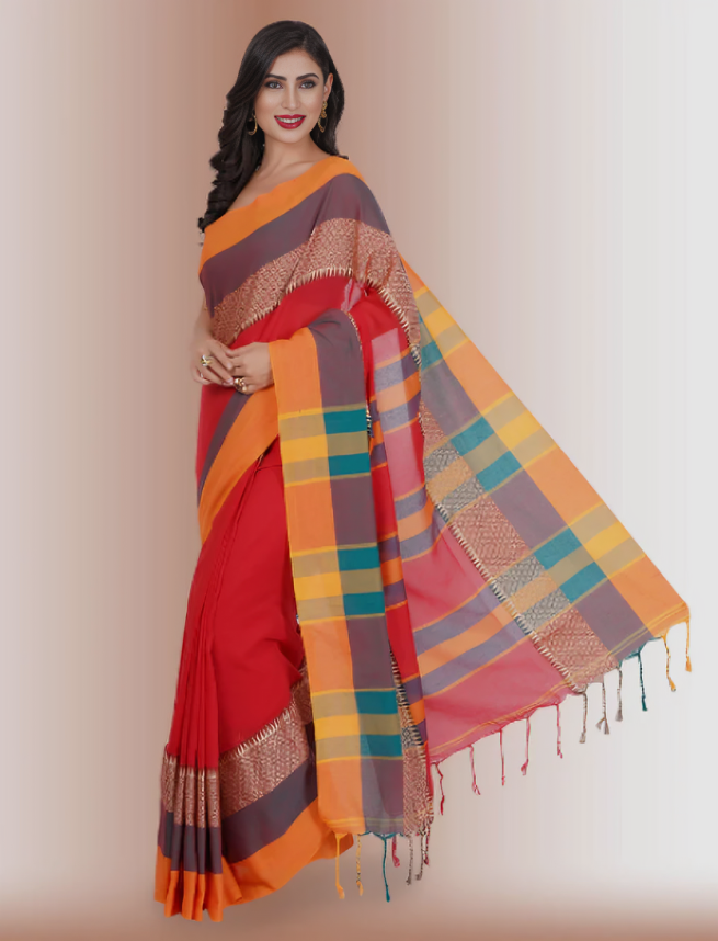 Threads Of Tradition: Captivating Silk Saree Ensembles