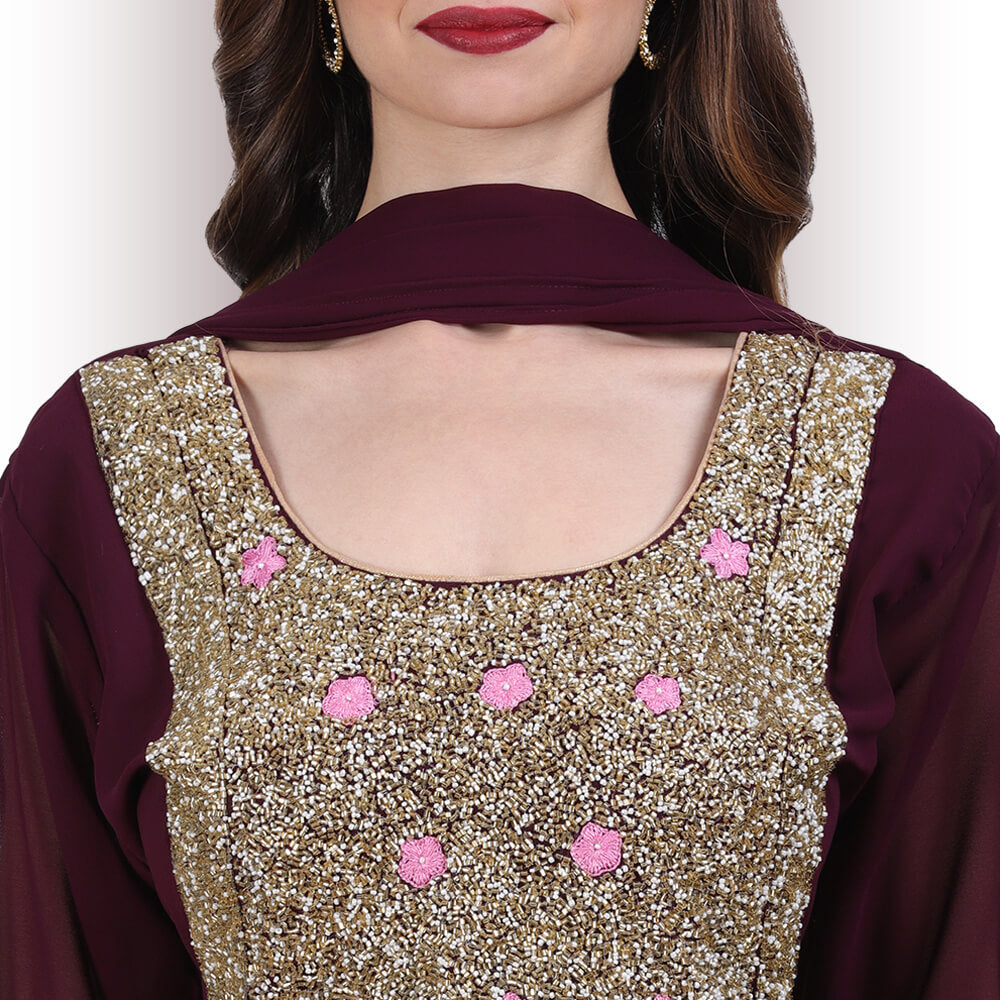 princess-jasmine-style-hand-embroidered-lehenga10