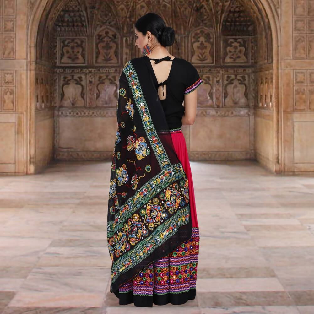 Red Chania Choli With Black Odhani